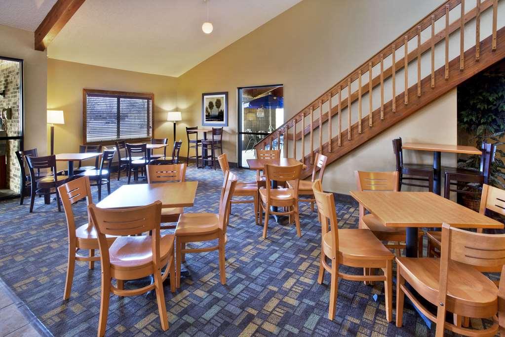 Quality Inn Oshkosh Restaurante foto